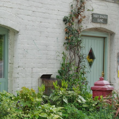 Nicky Snazell CLinic Enterance